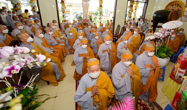 Đảnh lễ bậc ân sư