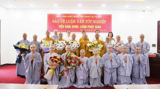 Có 10 Tăng Ni sinh chọn mảng đề tài về Kinh - Luận Phật giáo để làm luận văn