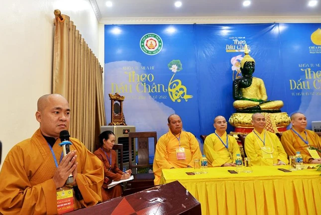 Đại đức Thích Giác Đạt phát biểu khai mạc