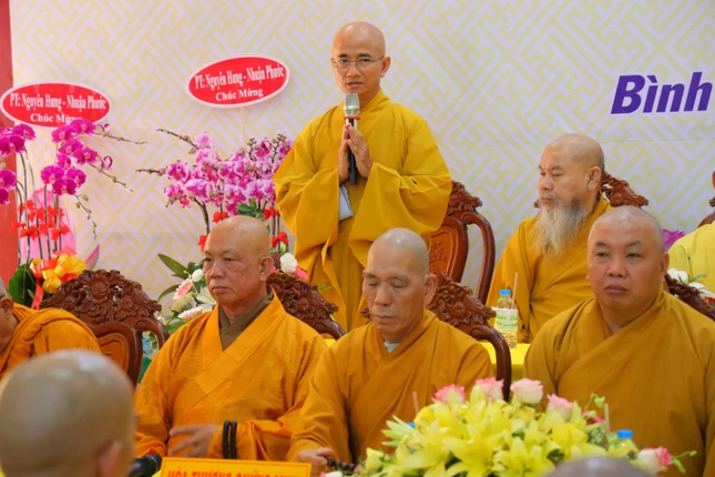 Thượng tọa Thích Thiện Quý phát biểu