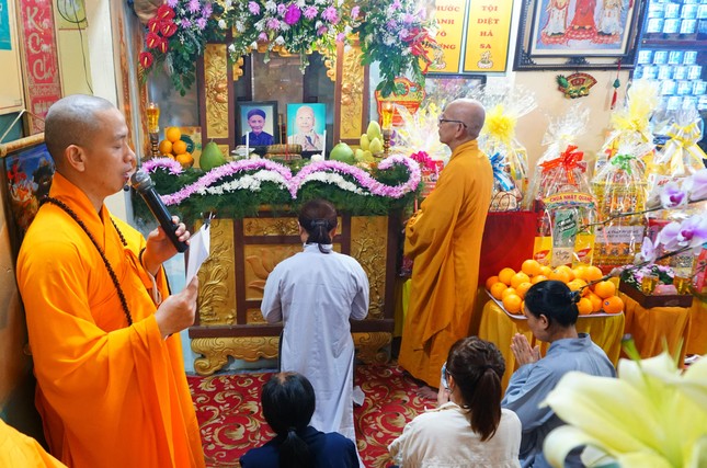 Quang cảnh buổi lễ Quang cảnh buổi lễ