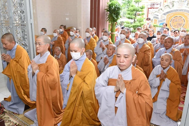 Nhất tâm cầu nguyện