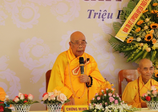 Hòa thượng Thích Thiện Tấn bao đạo từ