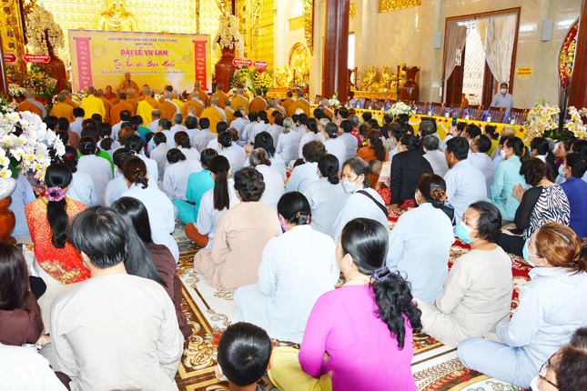 Quang cảnh buổi lễ Quang cảnh buổi lễ