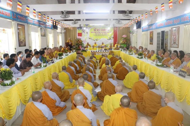 Quang cảnh buổi lễ bế giảng khóa An cư kiết hạ tại hạ trường chùa Giác Tôn