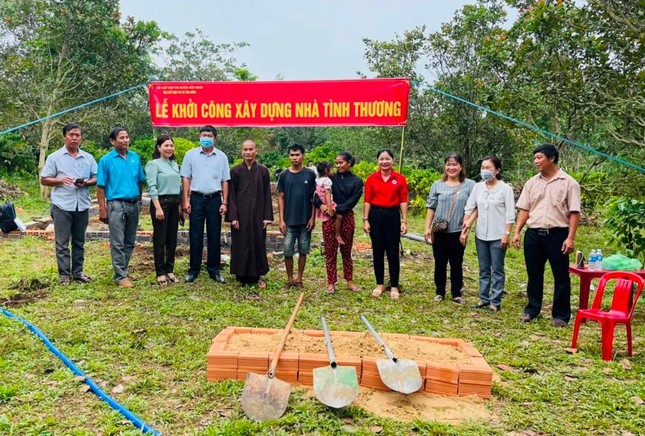 Lễ khởi công xây dựng nhà tình thương