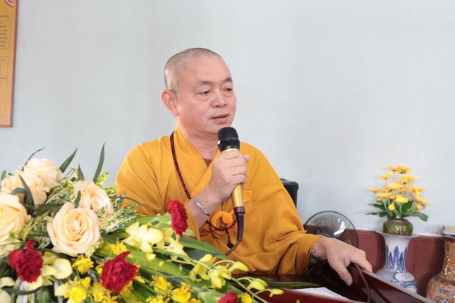 Thượng tọa Thích Thanh Hòa ban đạo từ