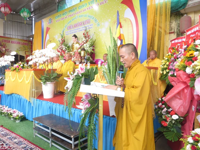 Đại đức Thích Đồng Triết đọc quyết định bổ nhiệm