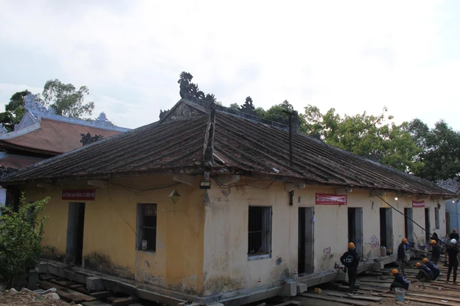 Toàn cảnh ngôi chánh điện Quốc tự Diệu Đế