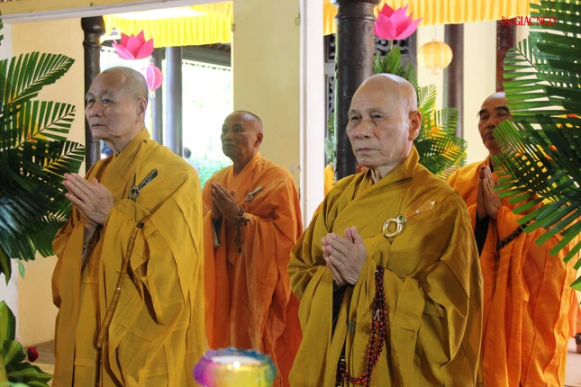 Chư tôn Trưởng lão Hòa thượng dự lễ tưởng niệm húy nhật Chư tôn Trưởng lão Hòa thượng dự lễ tưởng niệm húy nhật