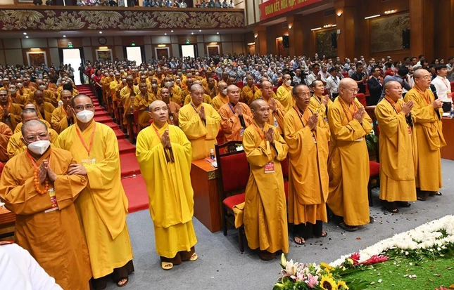 Niệm Phật cầu gia hộ