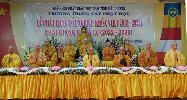 Niệm Phật cầu gia hộ