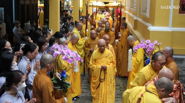 Cung thỉnh chư tôn giáo phẩm Hội đồng Chứng minh, Hội đồng Trị sự