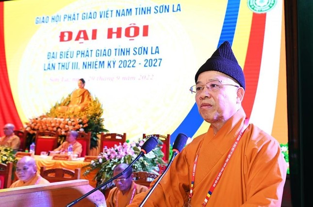 Hòa thượng Thích Thanh Quyết trình danh sách nhân sự dự kiến Ban Trị sự GHPGVN tỉnh Sơn La, nhiệm kỳ 2022-2027