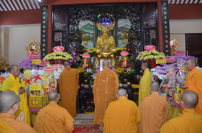 Nghi thức cúng ngọ Nghi thức cúng ngọ