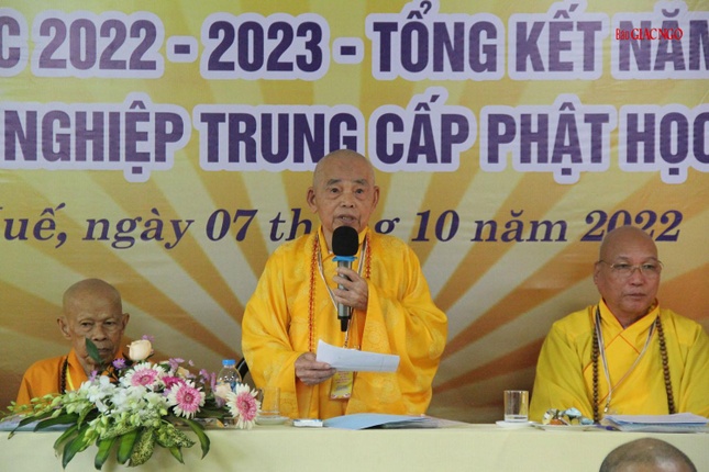 Hòa thượng Thích Đức Thanh ban đạo từ