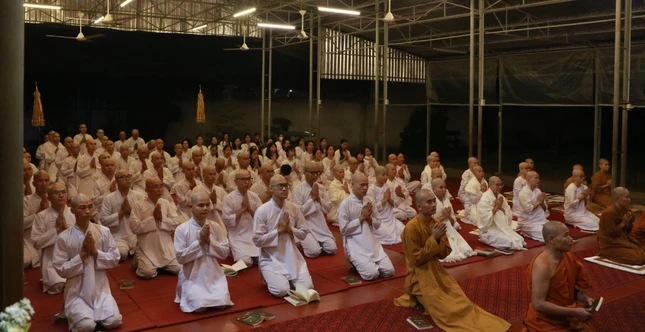 Khóa tu có 84 học viên tham gia, trải nghiệm đời sống xuất gia - Ảnh: H.K