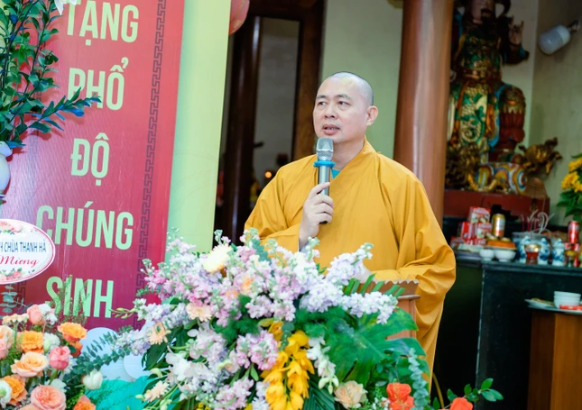 Thượng tọa Thích Tâm Đức ban đạo từ