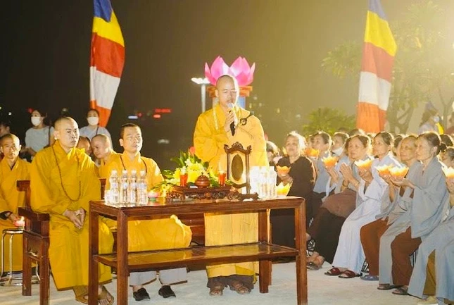 Thượng tọa Thích Thanh Lâm phát biểu