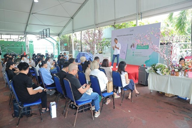 Quang cảnh buổi giao lưu Quang cảnh buổi giao lưu