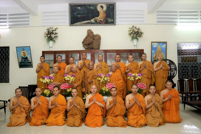 Chụp ảnh lưu niệm