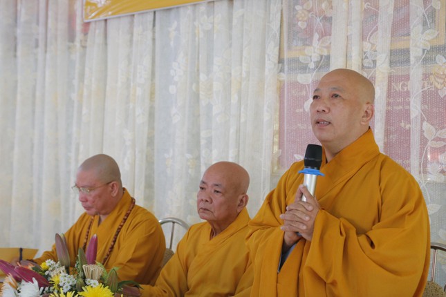 Thượng tọa Thích Giác Nguyên phát biểu khai mạc