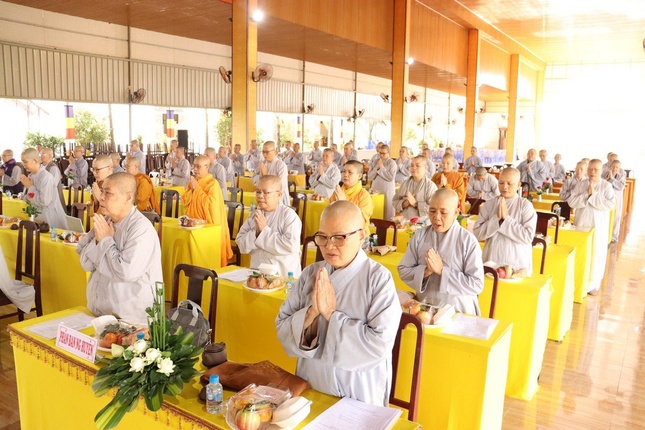 Niệm Phật cầu gia hộ