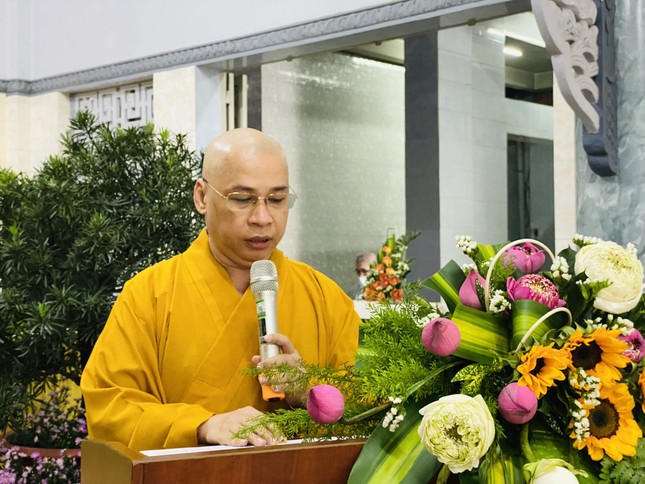 Thượng tọa Thích Minh Nhựt phát biểu khai mạc