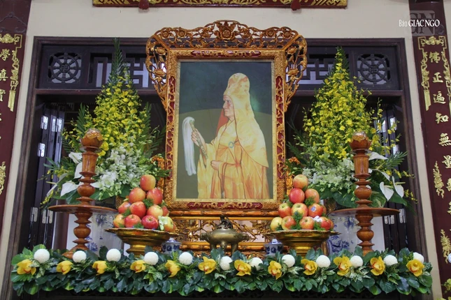 Di ảnh cố Đại lão Hòa thượng Thích Mật Hiển được tôn trí tại tổ đình Từ Đàm