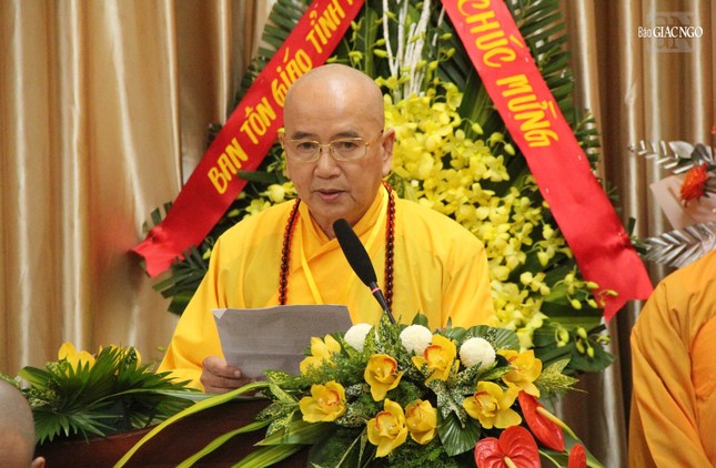 Hòa thượng Thích Khế Chơn đọc diễn văn khai mạc Hòa thượng Thích Khế Chơn đọc diễn văn khai mạc