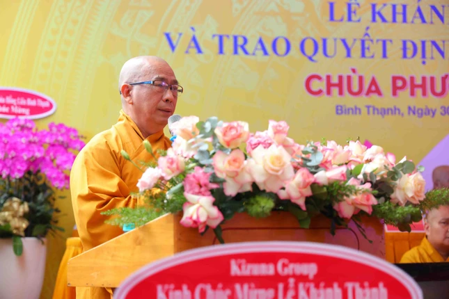 Thượng tọa Thích Tâm Chơn phát biểu khai mạc Thượng tọa Thích Tâm Chơn phát biểu khai mạc