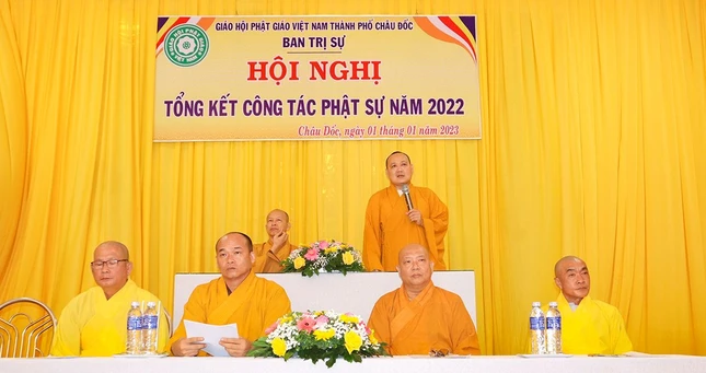 Thượng tọa Thích Viên Quang phát biểu chỉ đạo