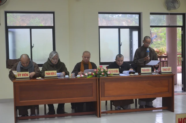 Hội đồng phản biện đánh giá