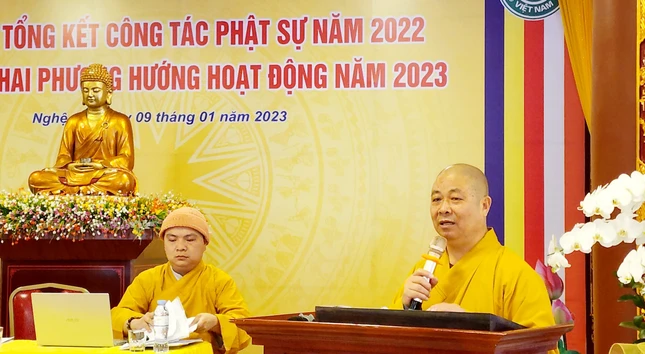 Hòa thượng Thích Thọ Lạc báo cáo kết quả Đại hội đại biểu Phật giáo toàn quốc lần thứ IX và kết quả Hội nghị kỳ 2 Hội đồng Trị sự GHPGVN