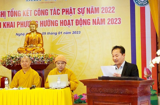 Ông Phạm Quốc Vinh phát biểu tại hội nghị