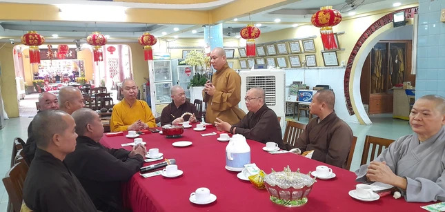 Quang cảnh buổi họp mặt đầu năm của Ban Trị sự Phật giáo Q.8