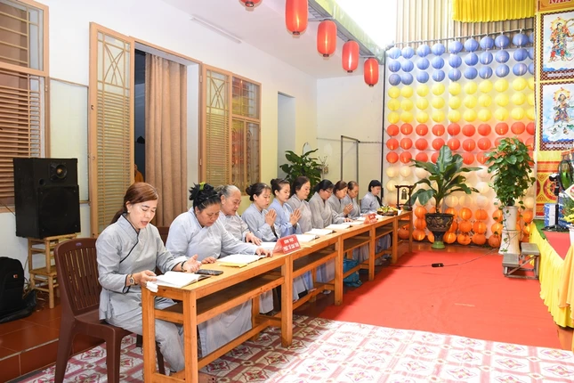 Phật tử tham dự