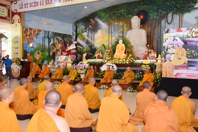 Quang cảnh buổi lễ tưởng niệm