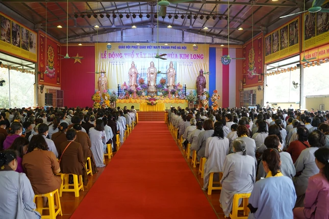 Quang cảnh buổi lễ