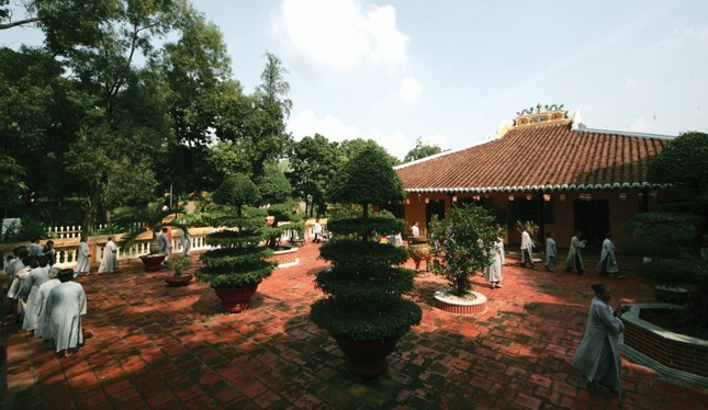 Tính đến tháng 3-2023, tại TP.HCM có 34 tự viện được xếp hạng di tích, và đây là đối tượng thuộc phạm vi điều chỉnh của Thông tư 04