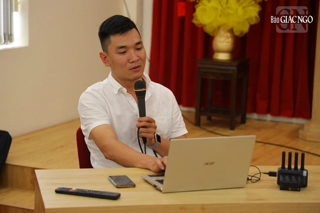 Anh Lê Tuấn Anh hướng dẫn kỹ năng quay phim