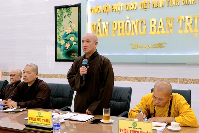 Hòa thượng Thích Huệ Thông phát biểu khai mạc