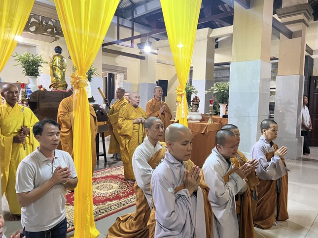 Môn đồ hiếu quyến