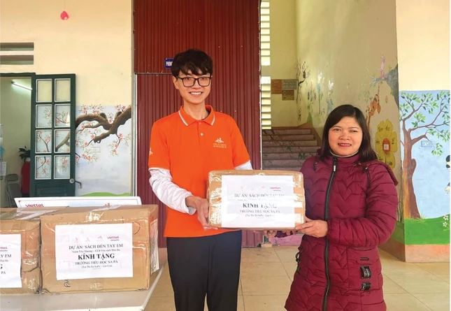 Hải Đăng thành lập dự án “Sách đến tay em” với mong muốn trao sách đến tay trẻ em vùng cao - Ảnh: NVCC