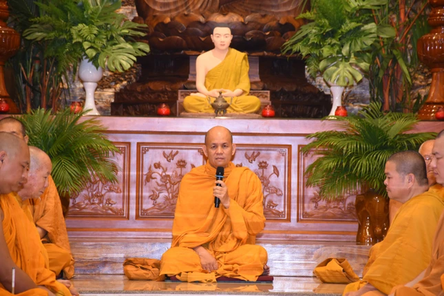 Thượng tọa Giác Nhuận chia sẻ về sự tu tập