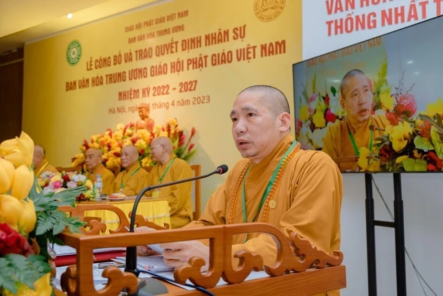 Thượng tọa Thích Thanh Tuấn công bố quyết định của Giáo hội về thành phần nhân sự Ban Văn hóa T.Ư nhiệm kỳ IX (2022-2027)