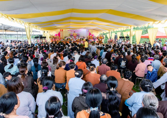 Quang cảnh buổi lễ