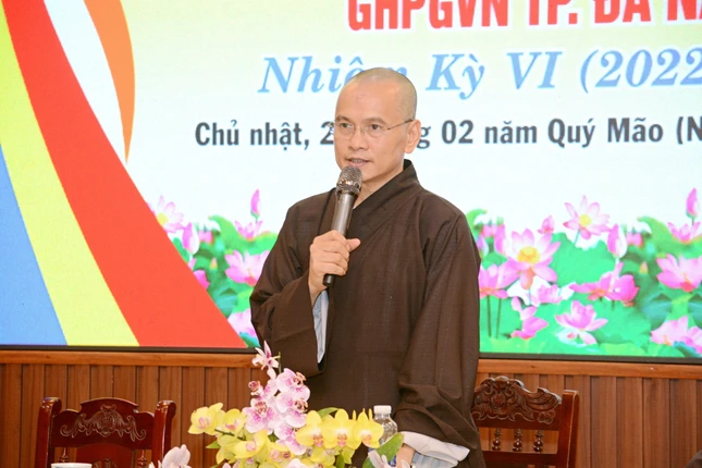 Thượng tọa Thích Đạo Lực phát biểu khai mạc