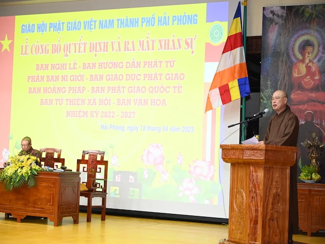 Hòa thượng Thích Thanh Giác phát biểu khai mạc