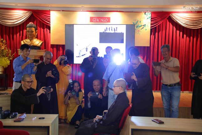 Các học viên thực hành Các học viên thực hành